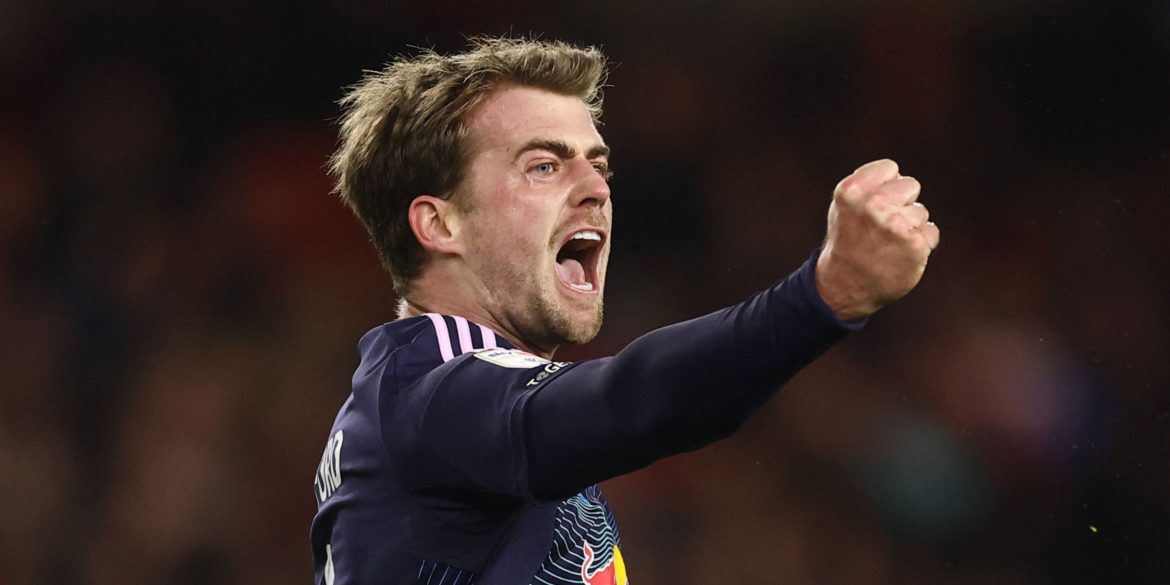 He's now worse than Bamford: 2 teams want to sign "special" Leeds ace