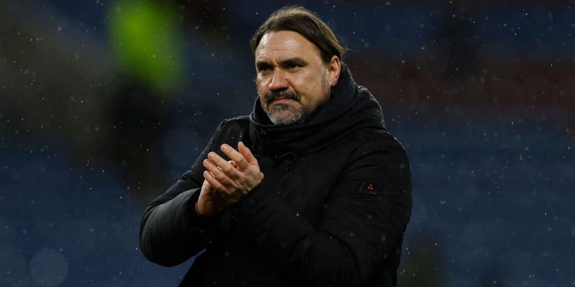 Leeds now accept bid to sell "League One" level player for initial £5m fee
