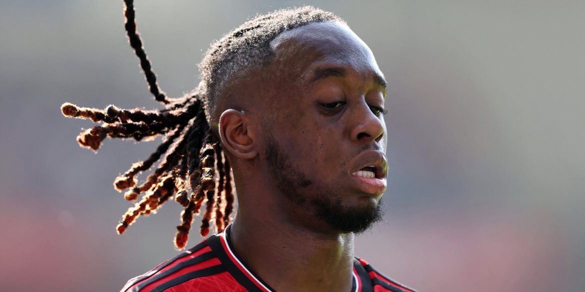 Instant Wan-Bissaka upgrade: West Ham in the race for £120k-p/w “soldier”