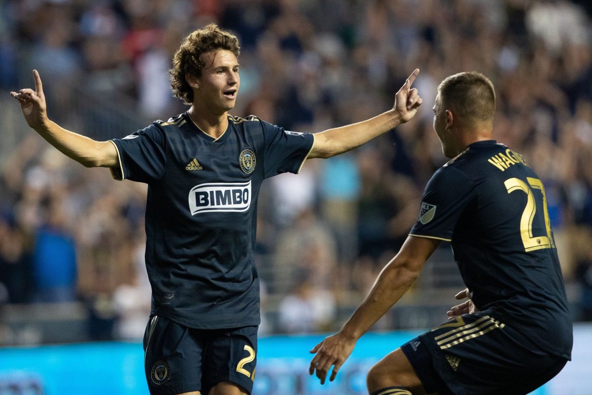 Celtic eyeing summer raid for one of America’s ‘golden generation’