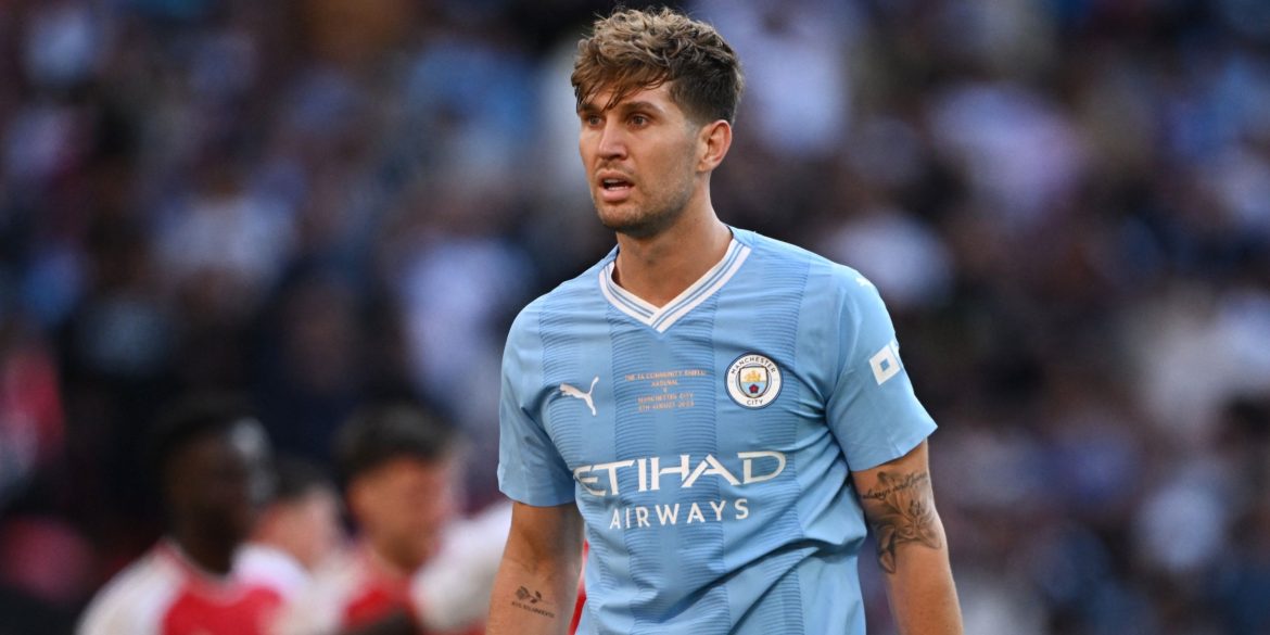 Arsenal "leading the race" to sign defender compared to John Stones